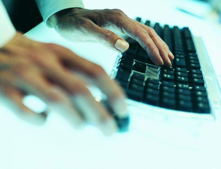 Why All Entrepreneurs Need an Assistant Today