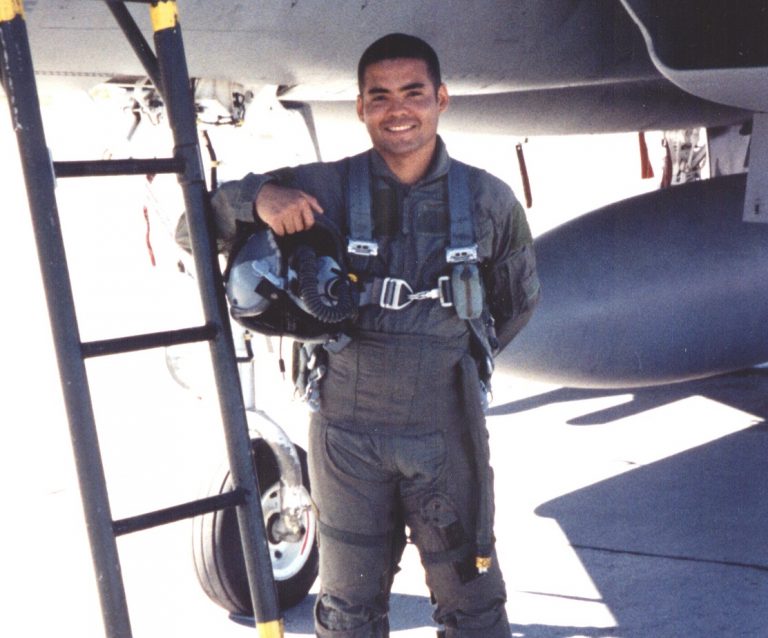 See how to make money online while in the military